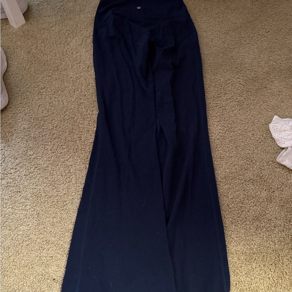 Lulu Navy Blue Flare leggings